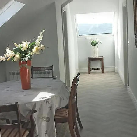 Lakeview Sleeps 6 Modern Newbuild Fab Scenic Area *