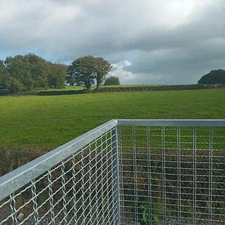 Lakeview Sleeps 6 Modern Newbuild Fab Scenic Area Nenagh