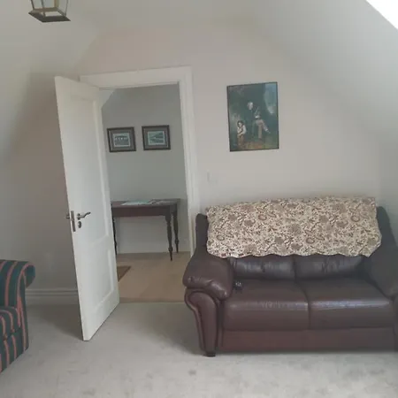 Lakeview Sleeps 6 Modern Newbuild Fab Scenic Area * Nenagh